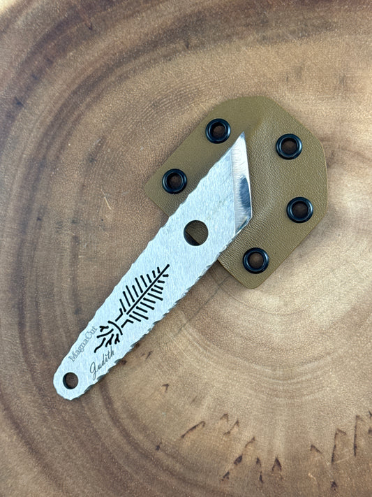Flatwoods Tan Sheath Rock Textured  ( Neck knife )