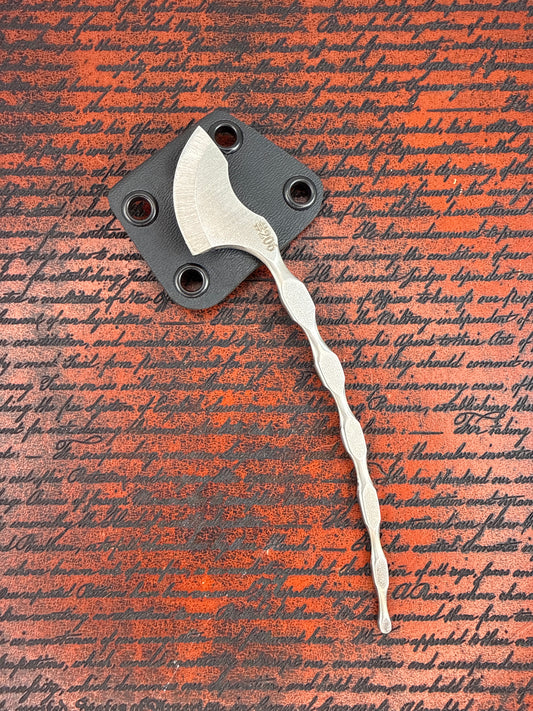 Cat Tail ( Neck Knife )