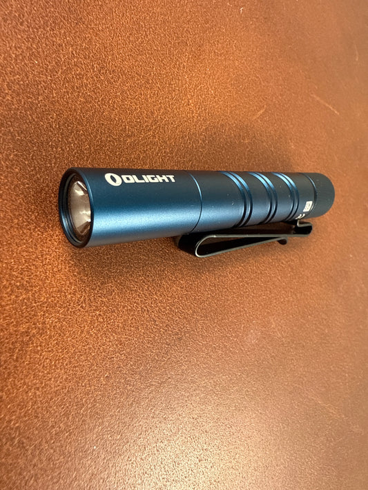 OLIGHT 3T 2 EOS ( NEW WITH BOX )