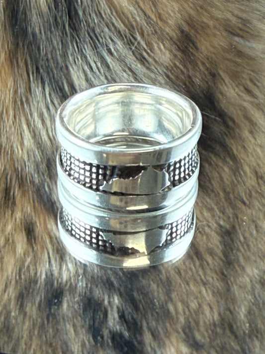 Kentucky Grenadier ring